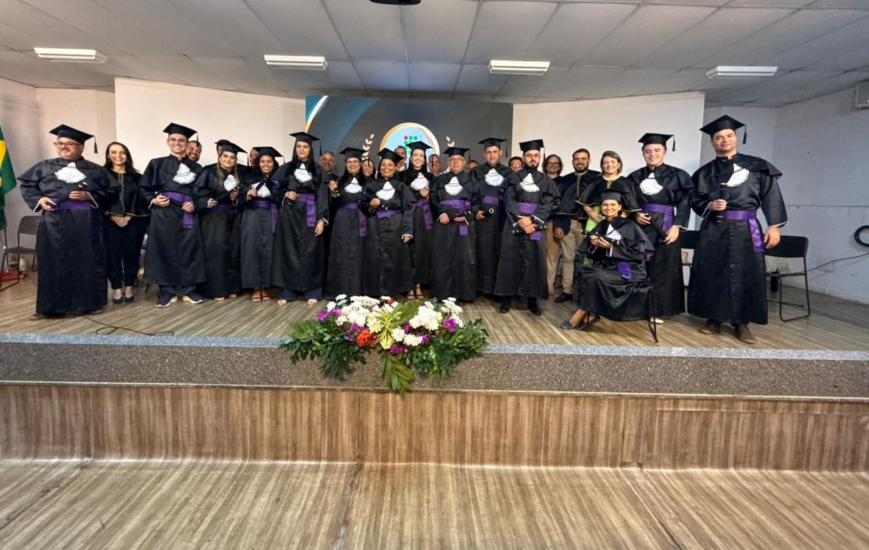 Instituição formou turmas de dois programas de mestrado e doutorado interinstitucional. Na foto, turma do Mestrado em Educação Agrícola, ciclo 2022–2024.