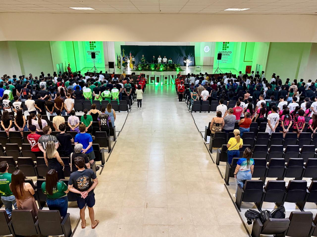 Delegações dos 11 campi foram recepcionadas oficialmente durante cerimônia.
